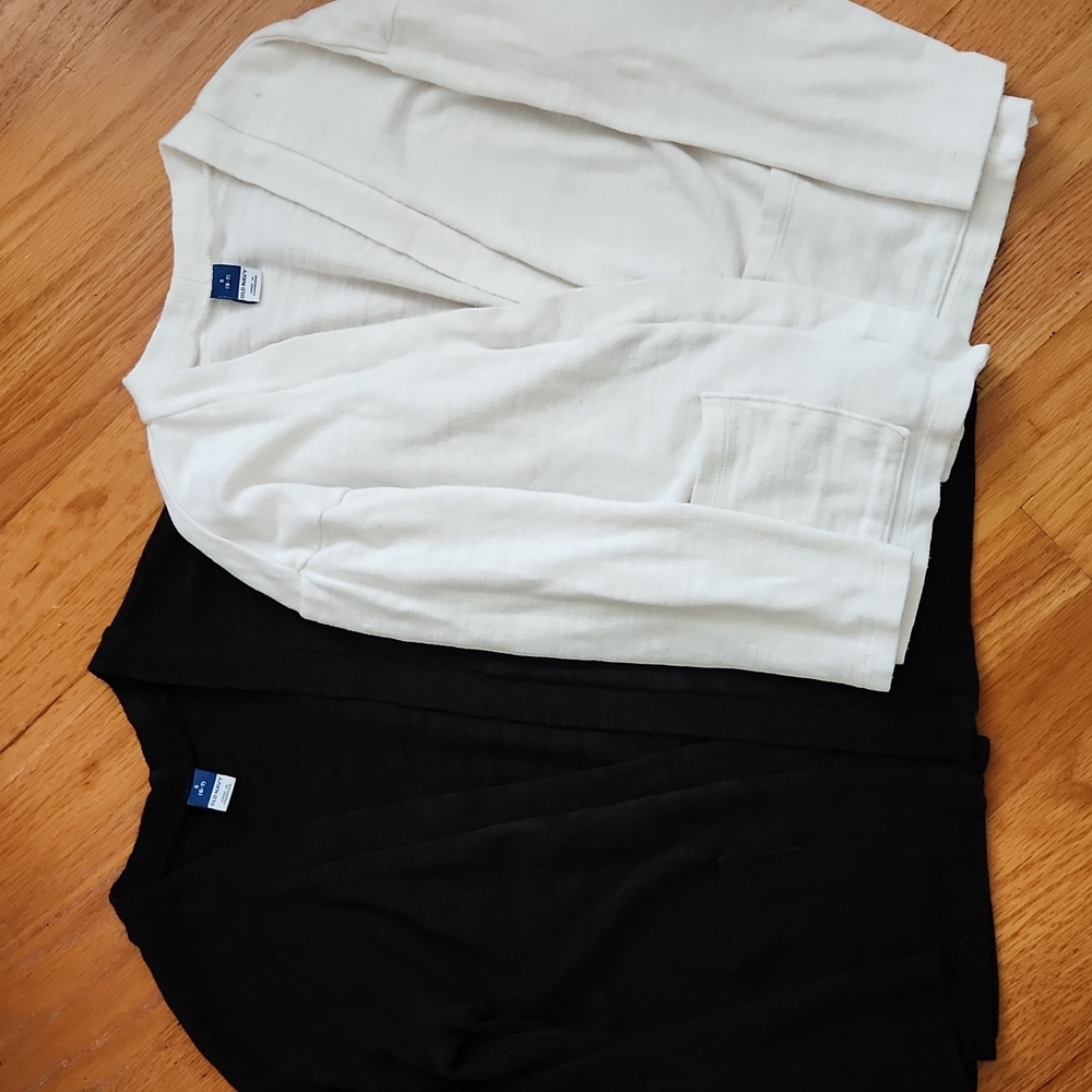 Pair of Old Navy Black And White Cardigans Size Small